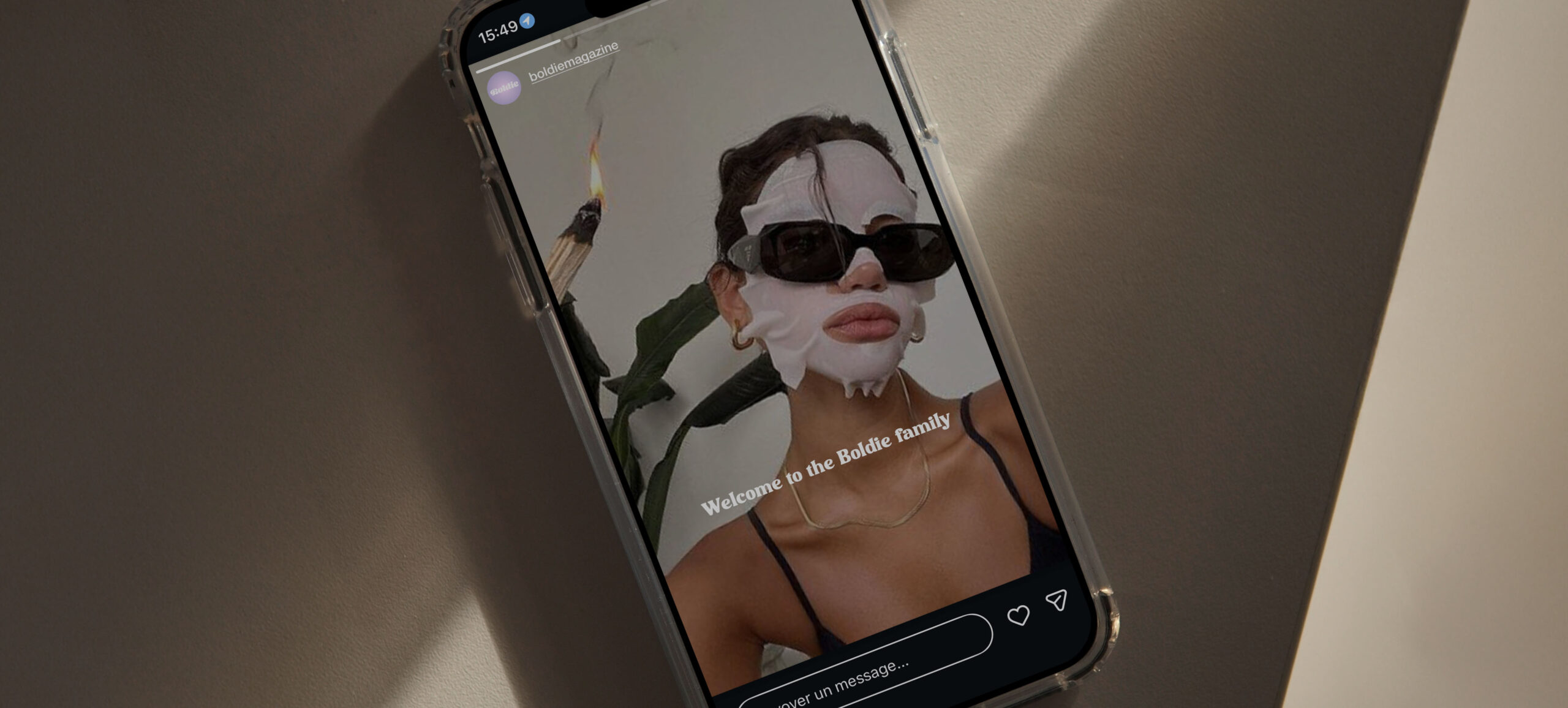 Projet Tapage & Boldie : story de Boldie, selfie de femme avec un masque pour le visage